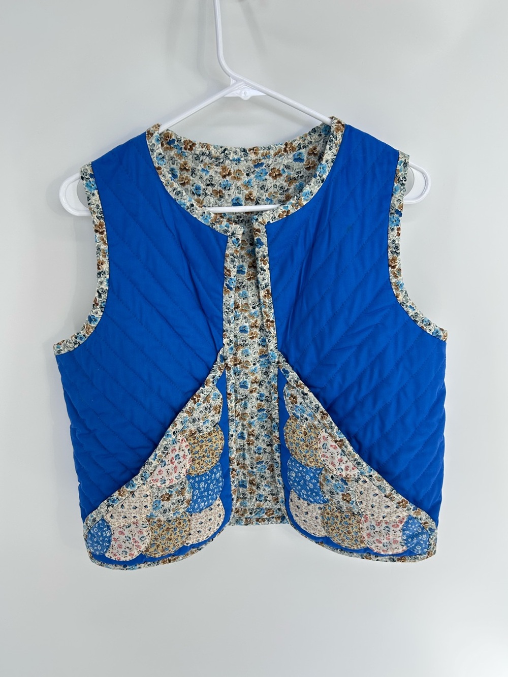 Handmade Quilted Blue Floral Patchwork Reversible Vest - Size M/L